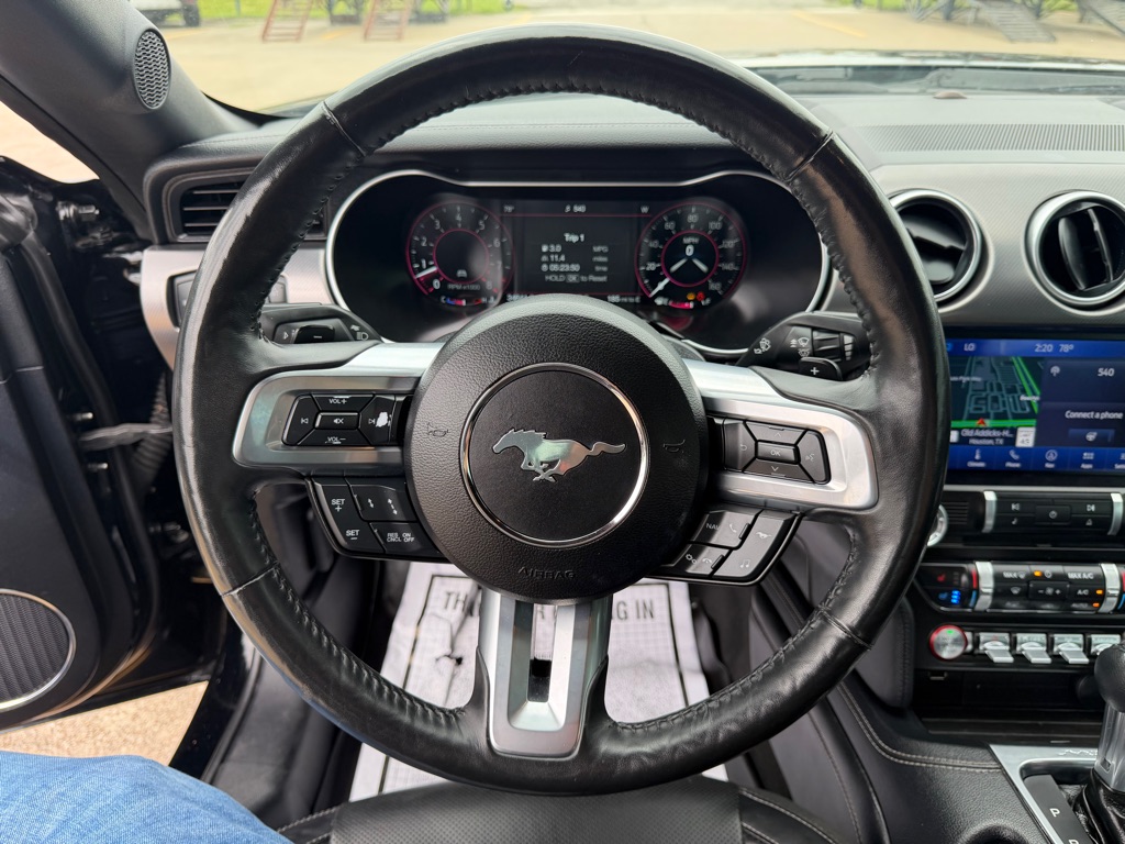 Photo 19 of this FORD MUSTANG