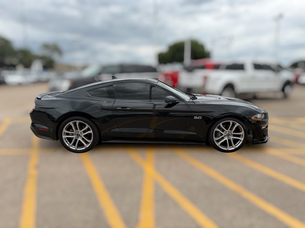 Photo 6 of this FORD MUSTANG