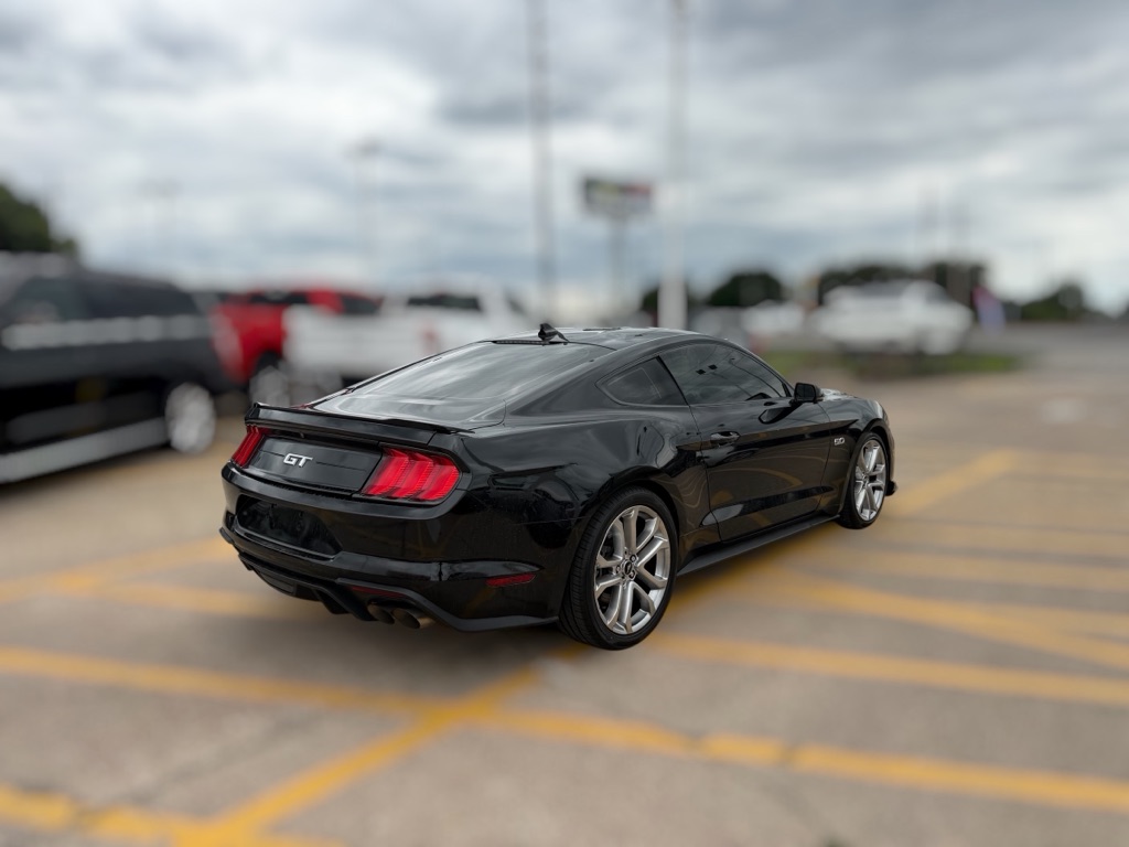 Photo 10 of this FORD MUSTANG