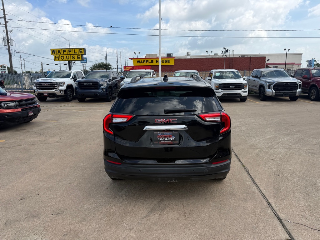 Photo 9 of this GMC TERRAIN