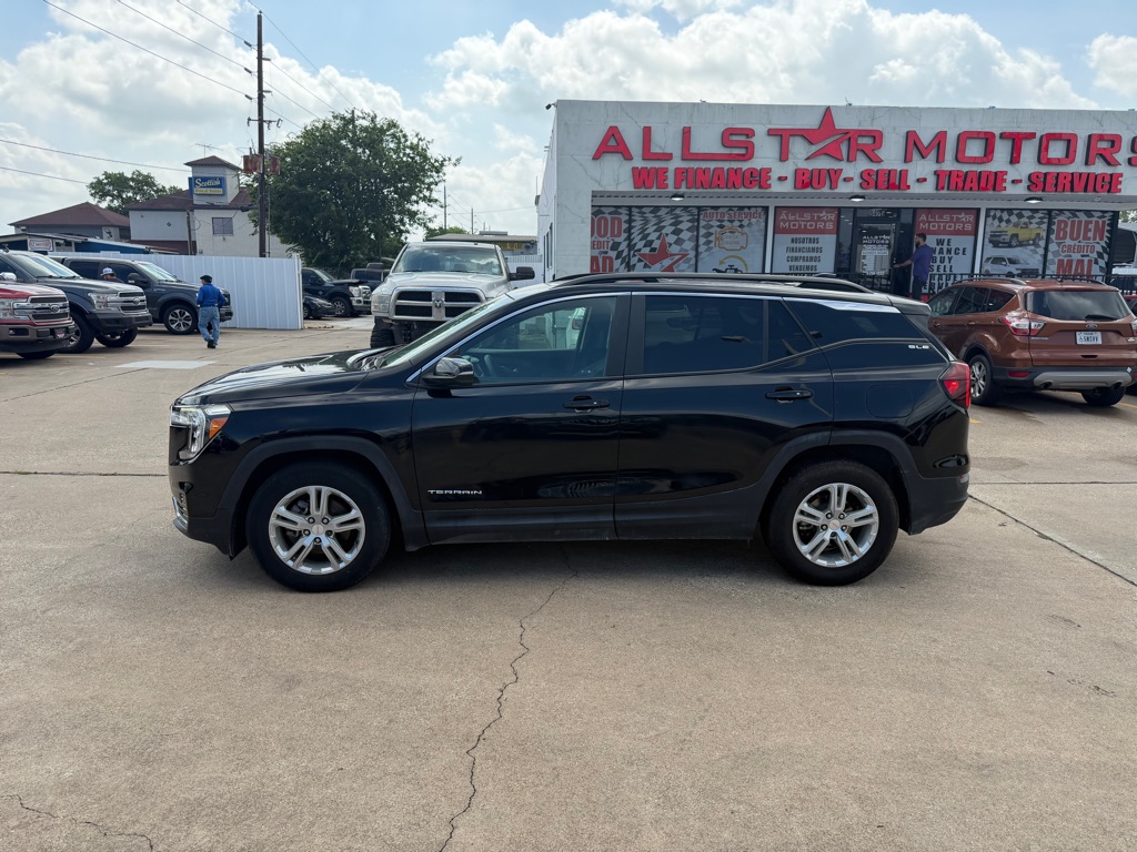 Photo 7 of this GMC TERRAIN