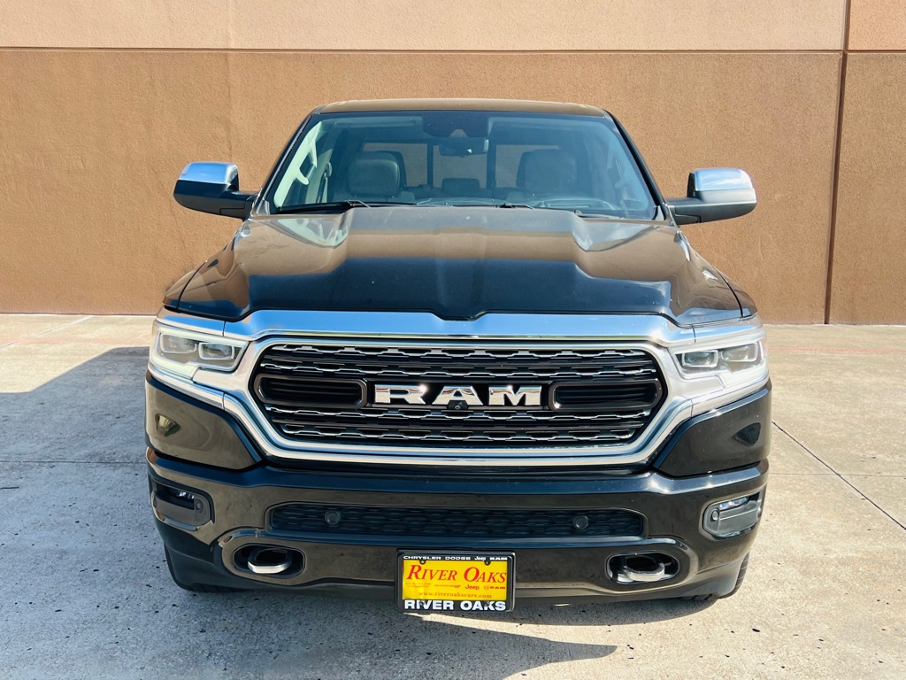 Photo 6 of this RAM 1500