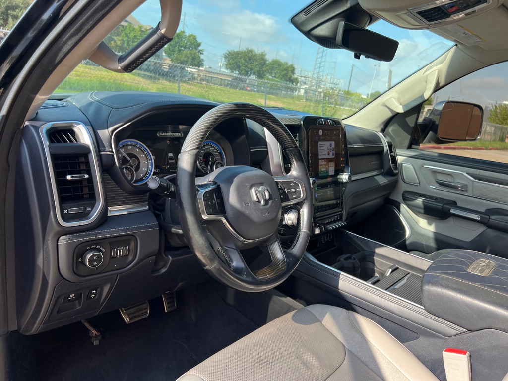 Photo 29 of this RAM 1500