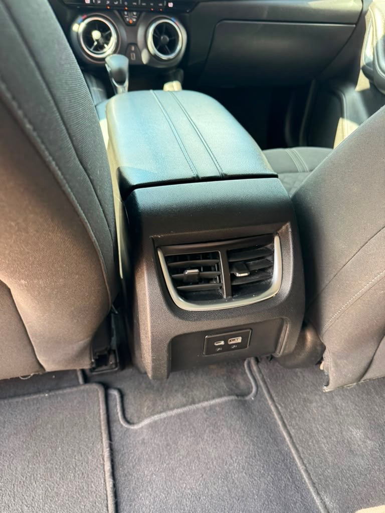 Photo 13 of this CHEVROLET BLAZER