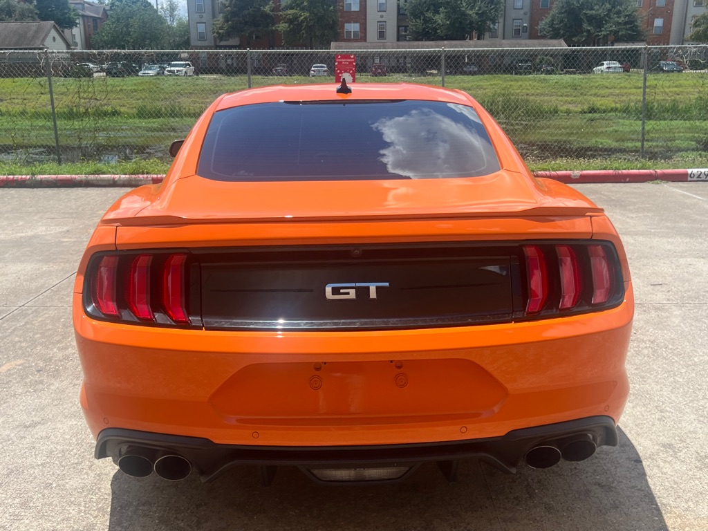 Photo 8 of this FORD MUSTANG