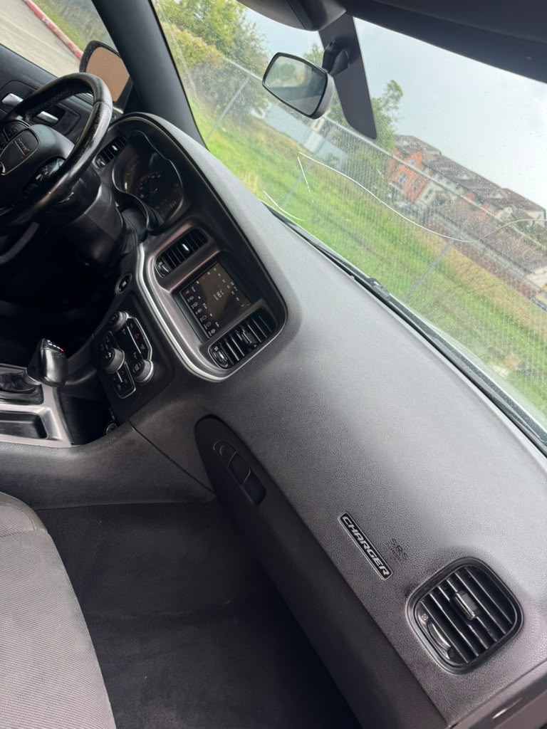 Photo 14 of this DODGE CHARGER