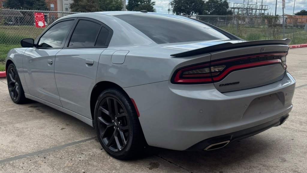 Photo 4 of this DODGE CHARGER