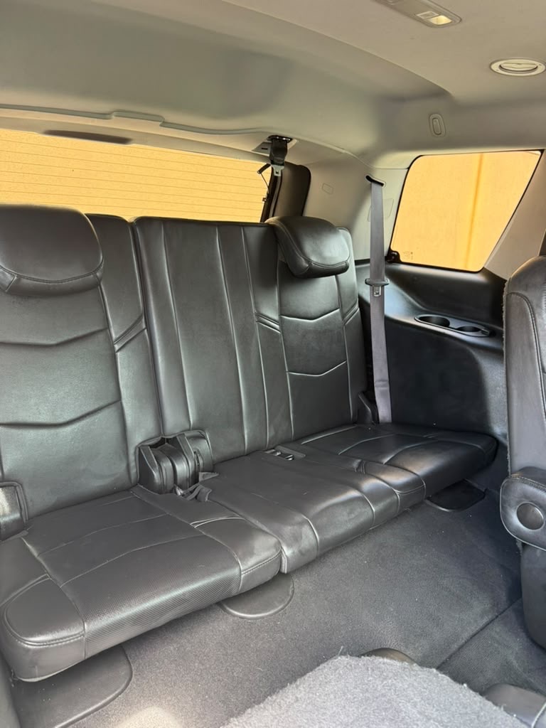 Photo 14 of this CADILLAC ESCALADE