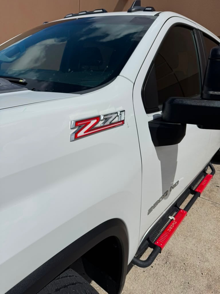 Photo 9 of this CHEVROLET SILVERADO 2500H
