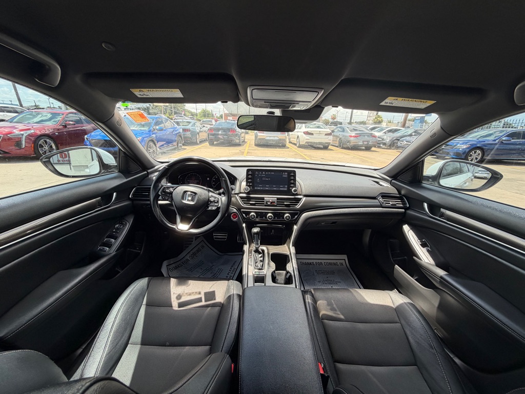 Photo 19 of this HONDA ACCORD