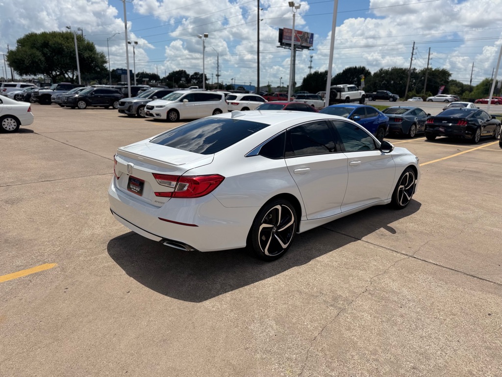 Photo 10 of this HONDA ACCORD