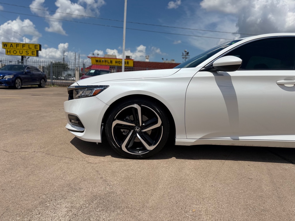 Photo 5 of this HONDA ACCORD