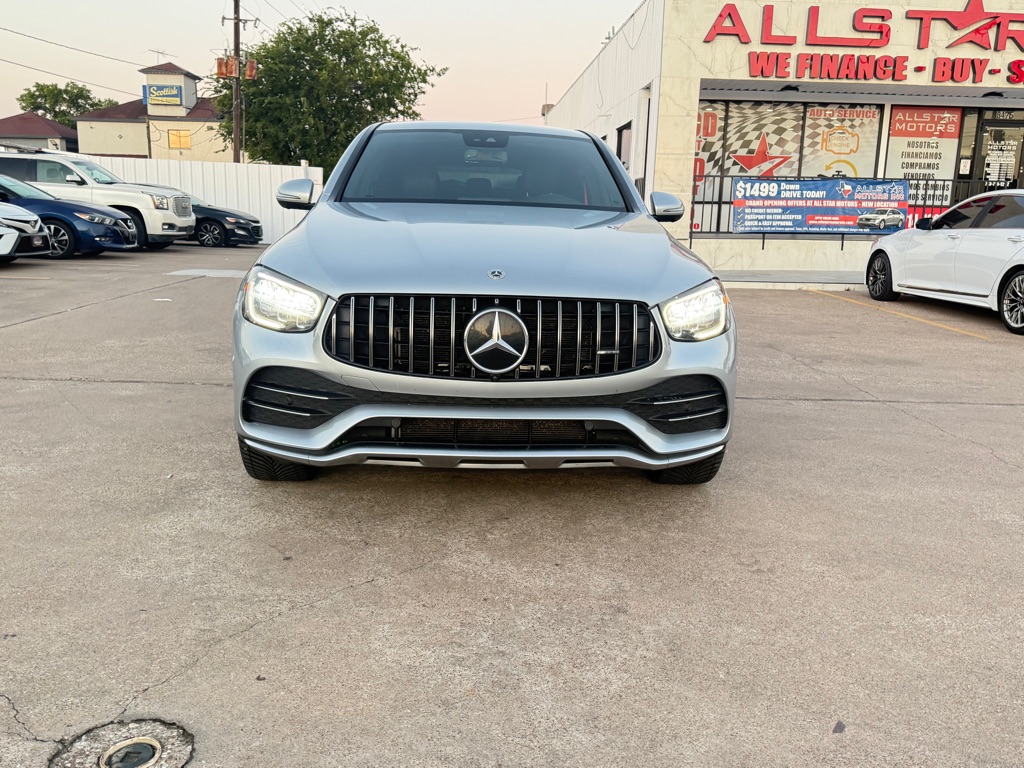 Photo 2 of this MERCEDES-BENZ GLC