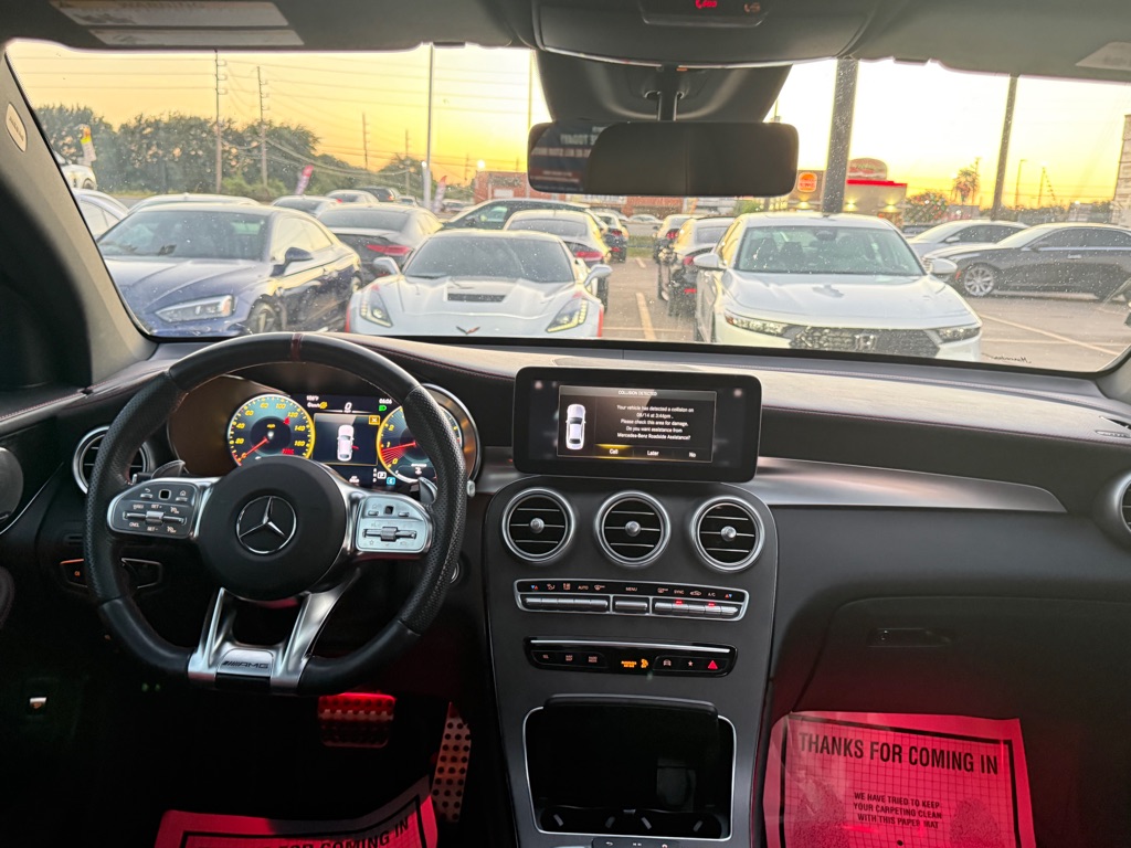 Photo 26 of this MERCEDES-BENZ GLC