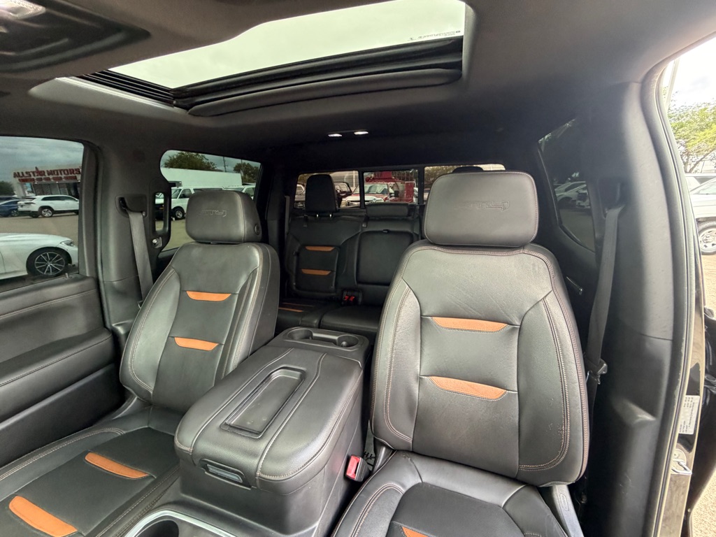 Photo 16 of this GMC SIERRA 1500