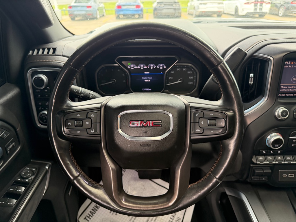 Photo 21 of this GMC SIERRA 1500