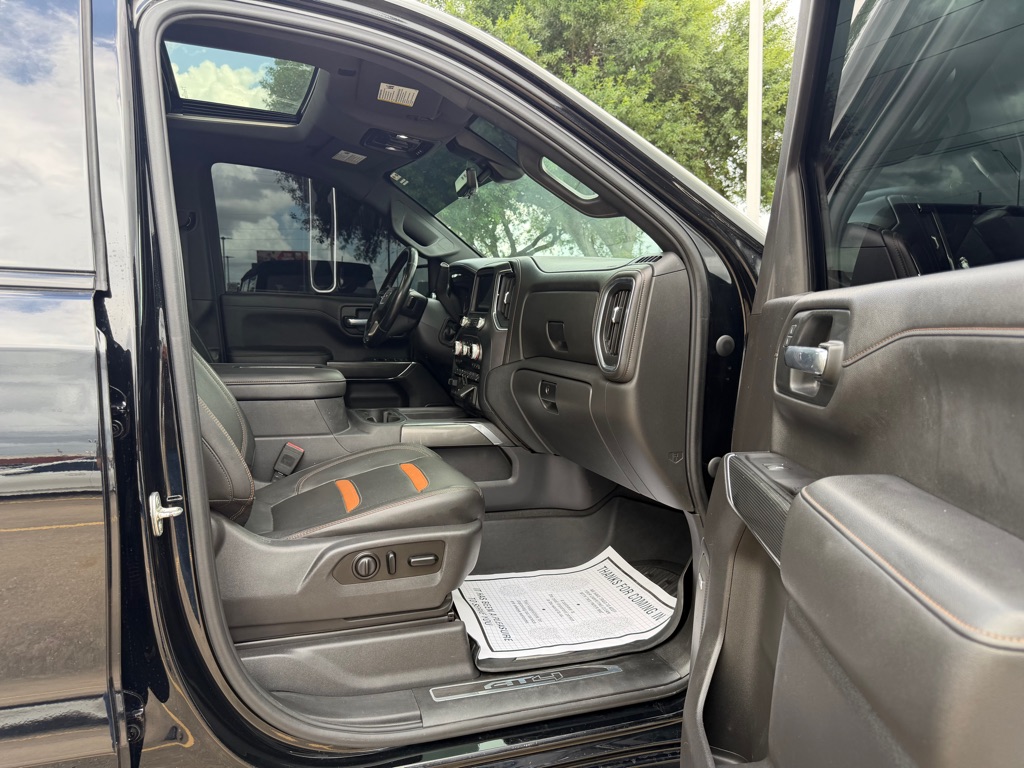 Photo 14 of this GMC SIERRA 1500