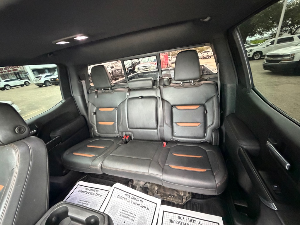 Photo 15 of this GMC SIERRA 1500