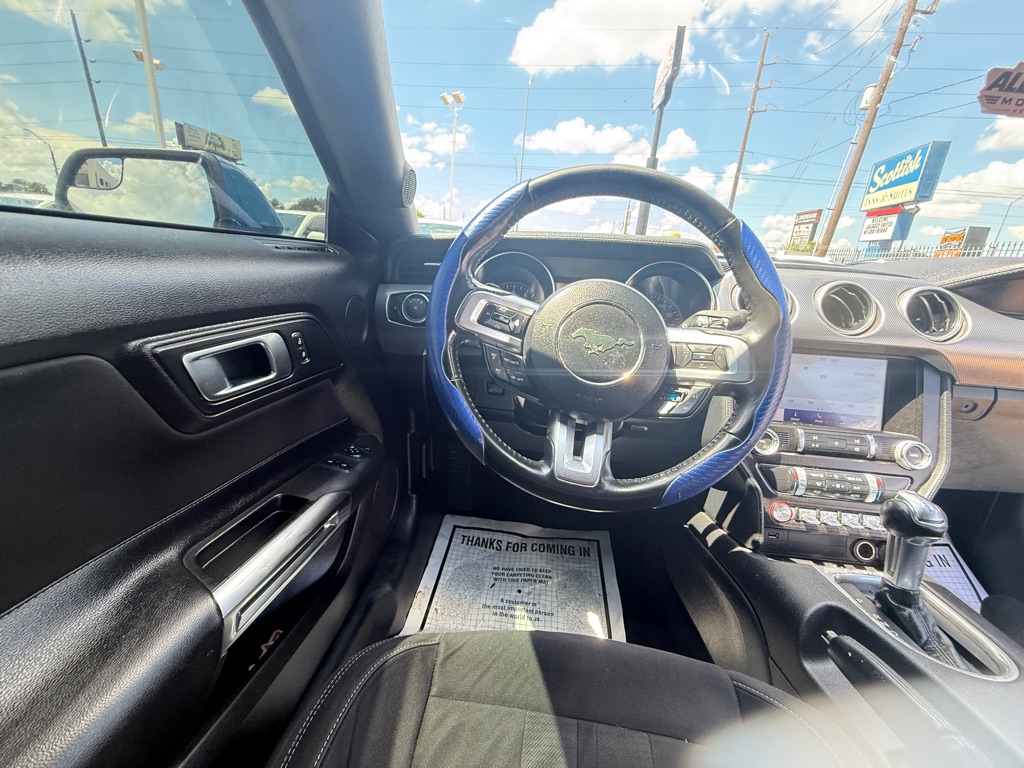 Photo 19 of this FORD MUSTANG
