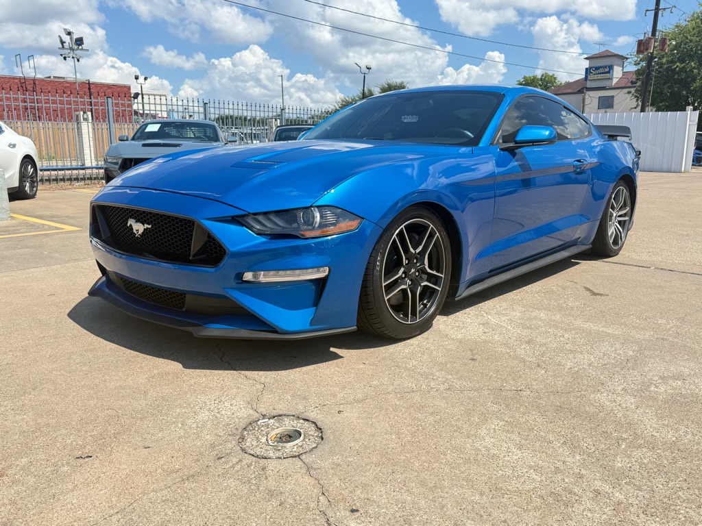 Photo 3 of this FORD MUSTANG