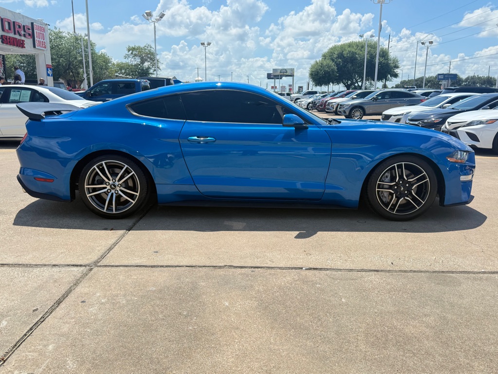 Photo 8 of this FORD MUSTANG