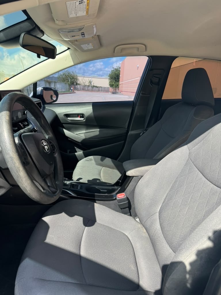Photo 9 of this TOYOTA COROLLA