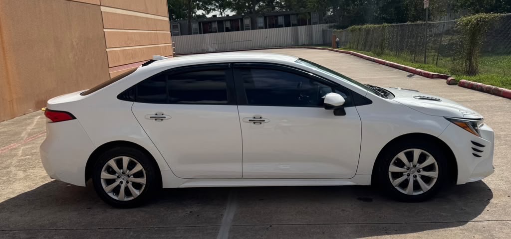Photo 7 of this TOYOTA COROLLA