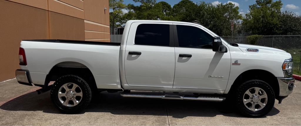 Photo 7 of this RAM 2500