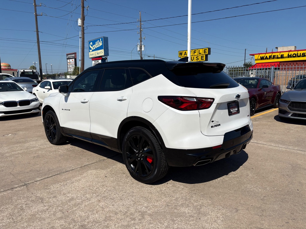Photo 9 of this CHEVROLET BLAZER