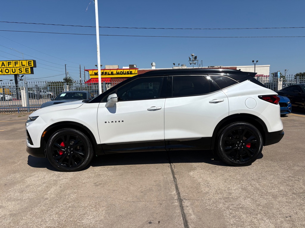 Photo 4 of this CHEVROLET BLAZER