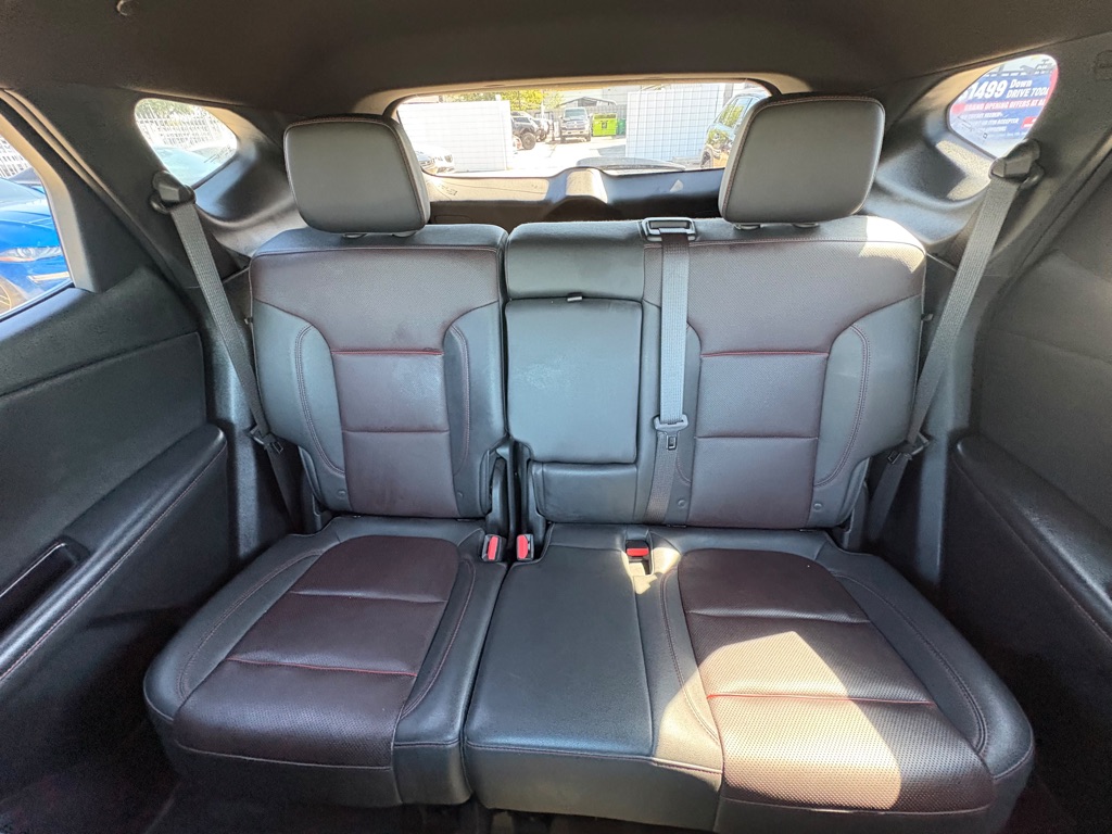 Photo 18 of this CHEVROLET BLAZER