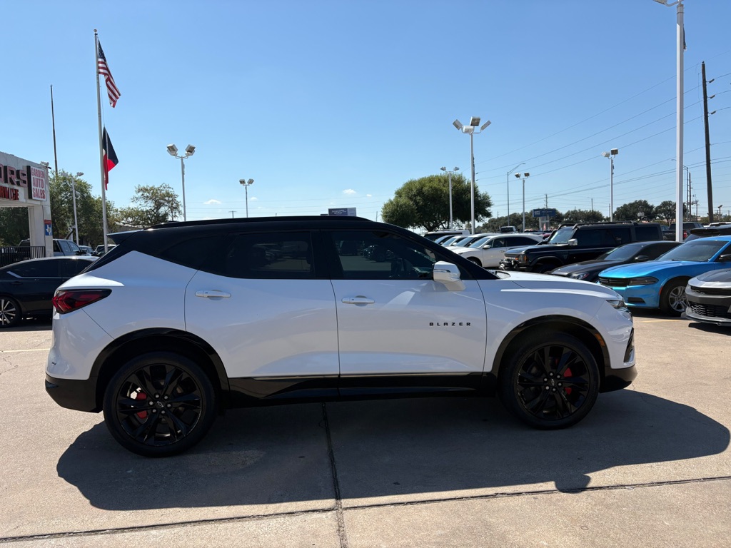 Photo 7 of this CHEVROLET BLAZER