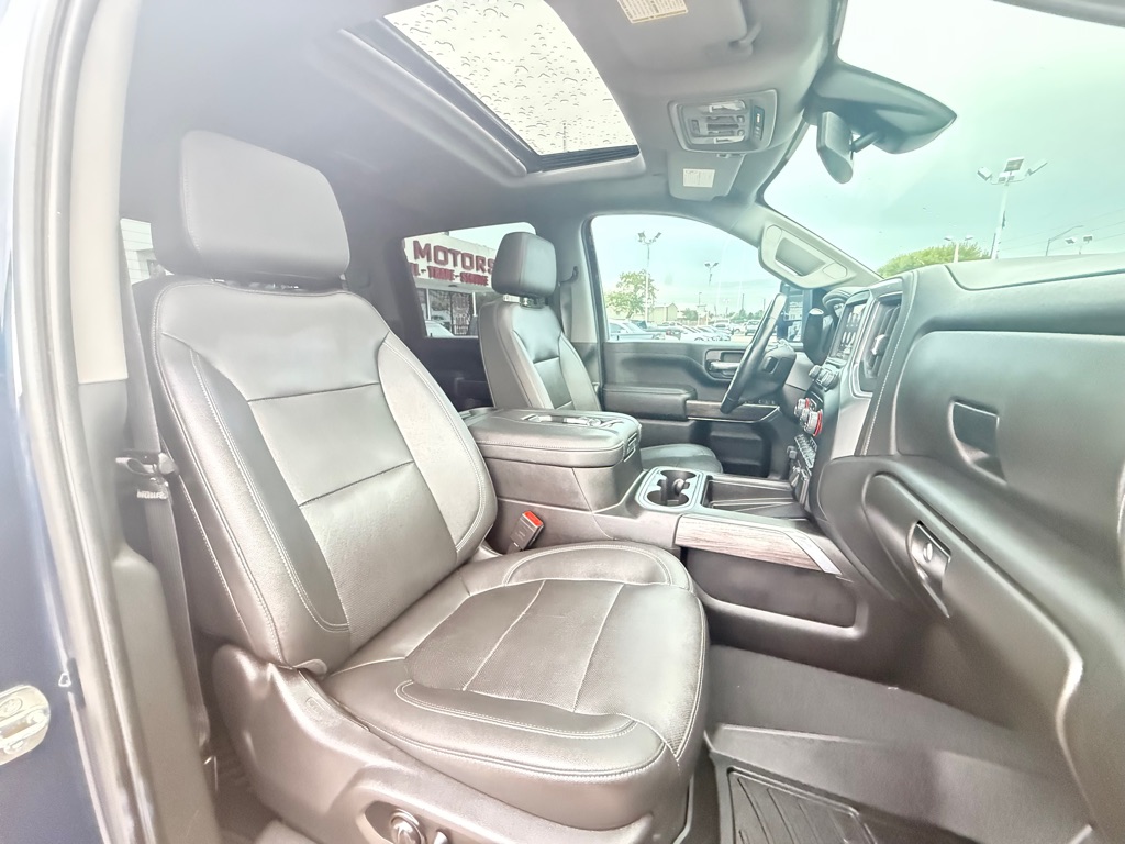 Photo 17 of this CHEVROLET SILVERADO 2500H