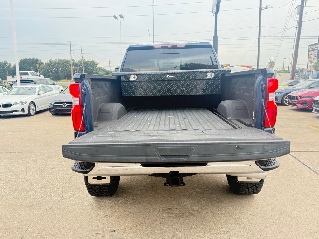 Photo 10 of this CHEVROLET SILVERADO 2500H