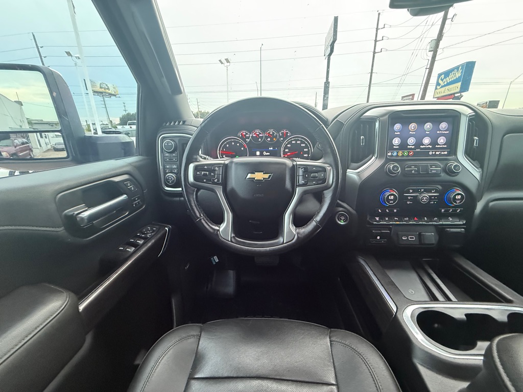 Photo 23 of this CHEVROLET SILVERADO 2500H