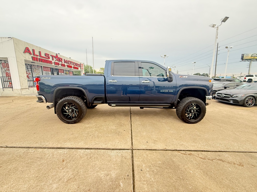 Photo 8 of this CHEVROLET SILVERADO 2500H