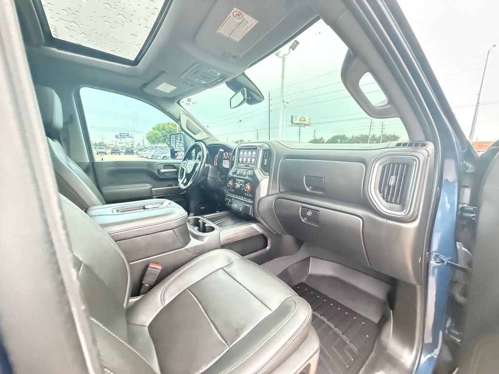 Photo 18 of this CHEVROLET SILVERADO 2500H