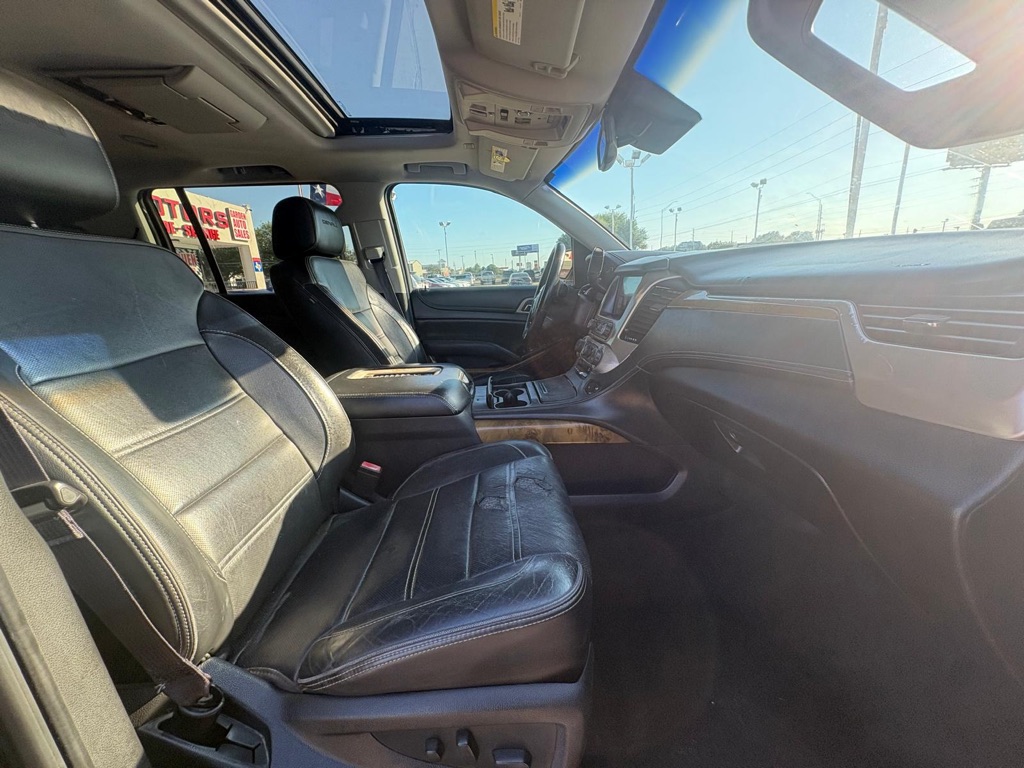 Photo 15 of this GMC YUKON XL