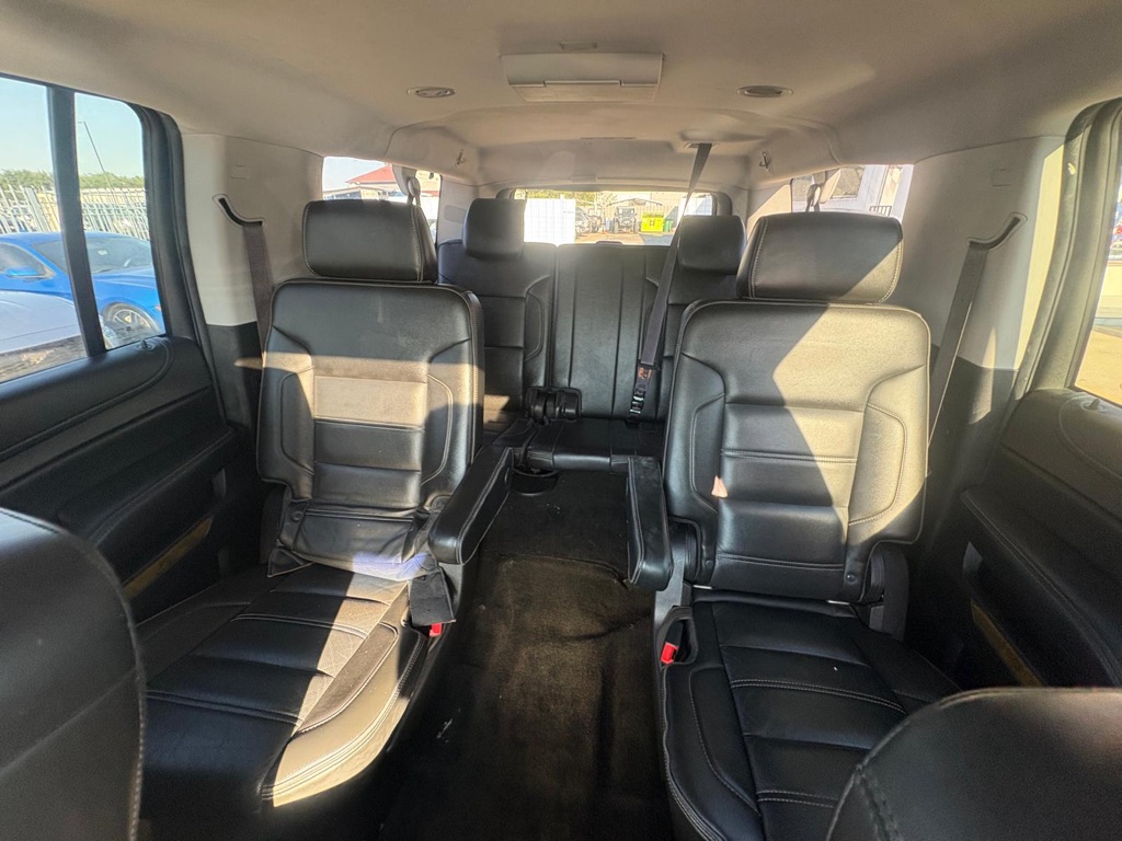 Photo 13 of this GMC YUKON XL