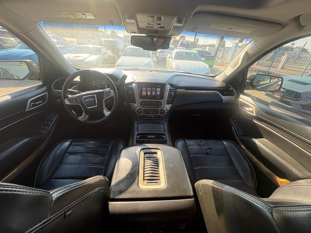 Photo 16 of this GMC YUKON XL