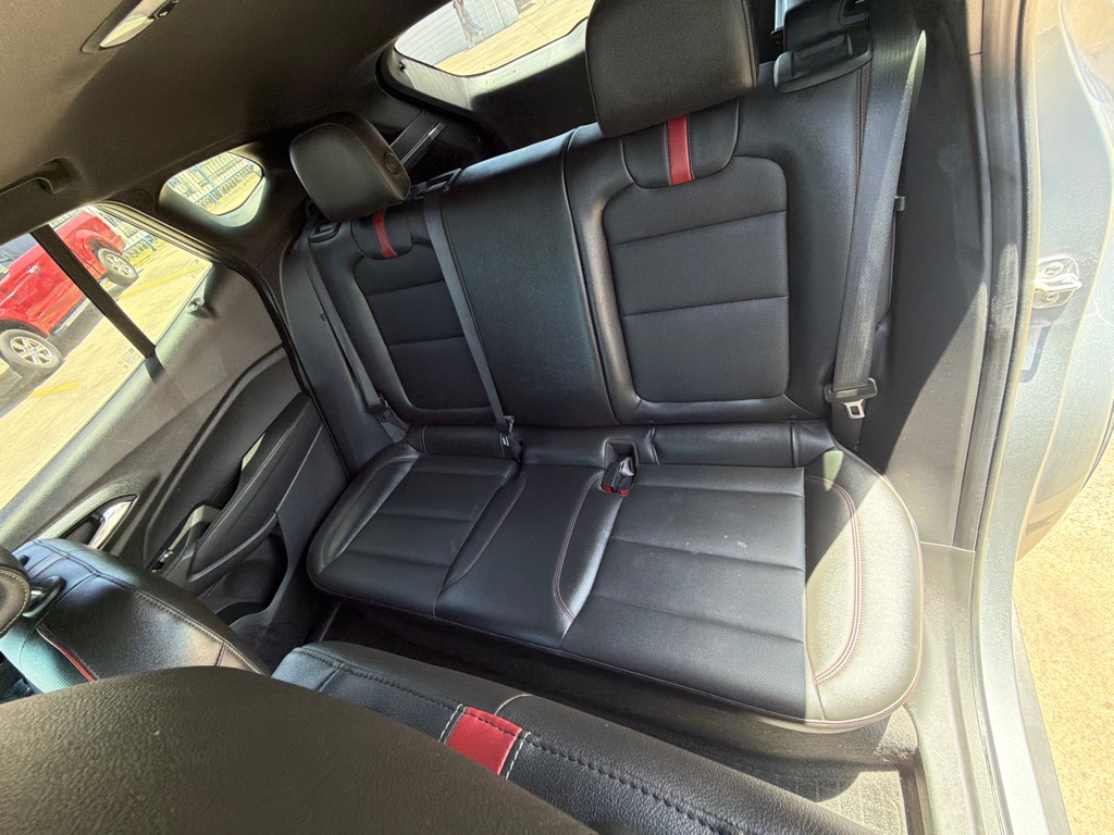 Photo 14 of this CHEVROLET TRAX