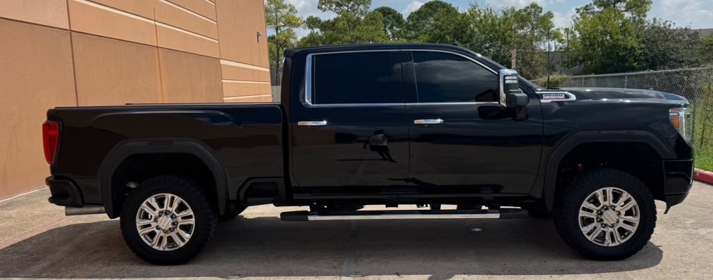 Photo 7 of this GMC SIERRA 2500HD