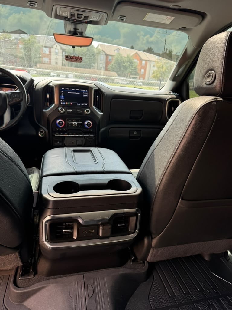 Photo 17 of this GMC SIERRA 2500HD