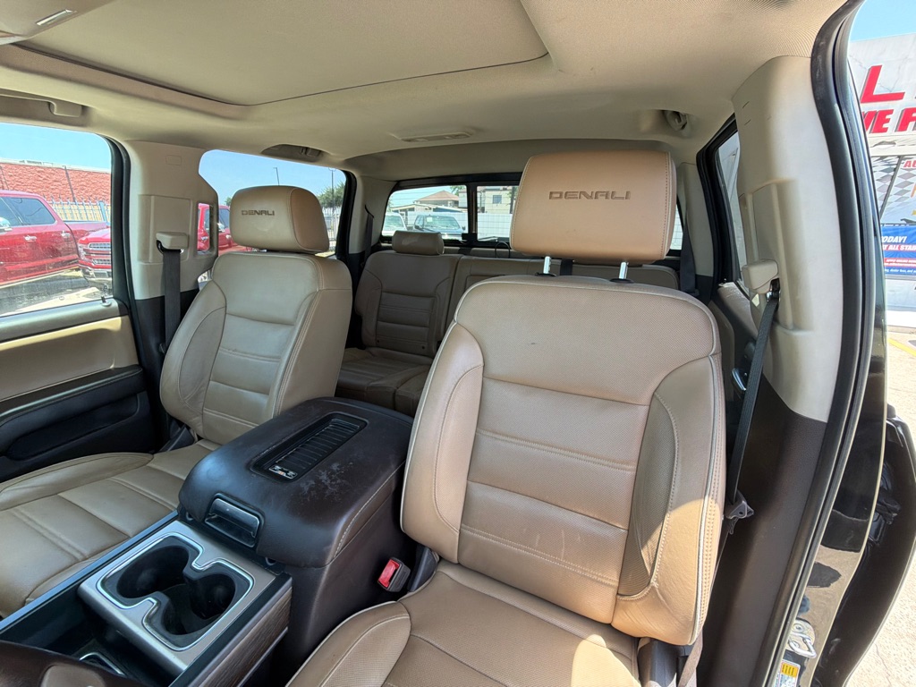 Photo 15 of this GMC SIERRA 2500HD