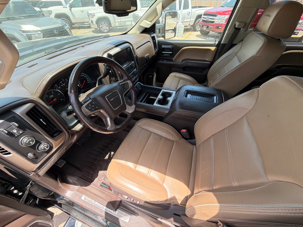 Photo 16 of this GMC SIERRA 2500HD