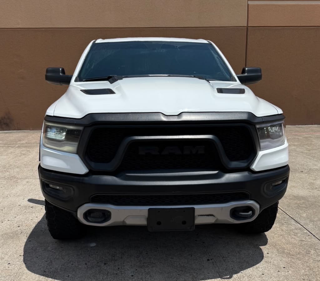 Photo 5 of this RAM 1500