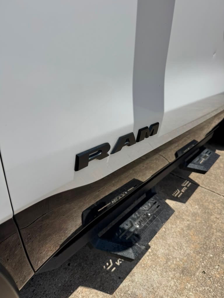 Photo 9 of this RAM 1500