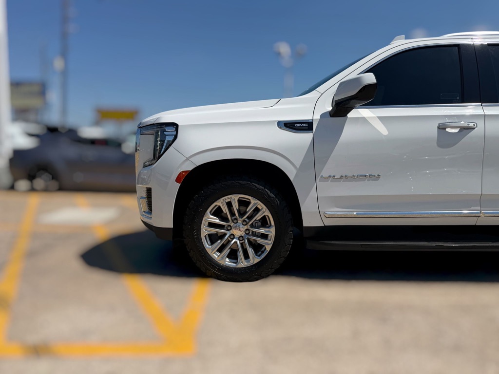 Photo 6 of this GMC YUKON XL