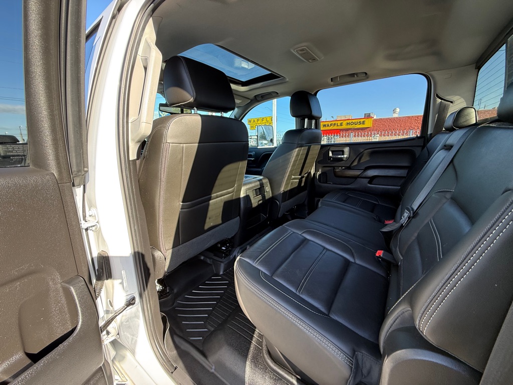 Photo 12 of this GMC SIERRA 2500HD