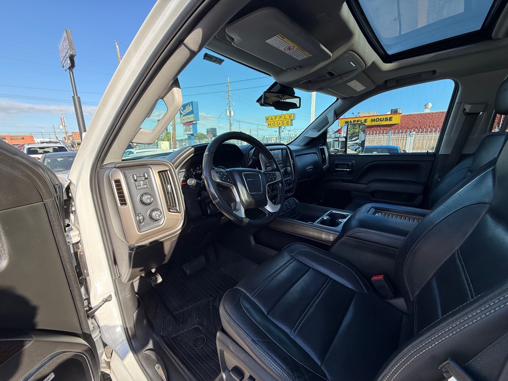 Photo 11 of this GMC SIERRA 2500HD